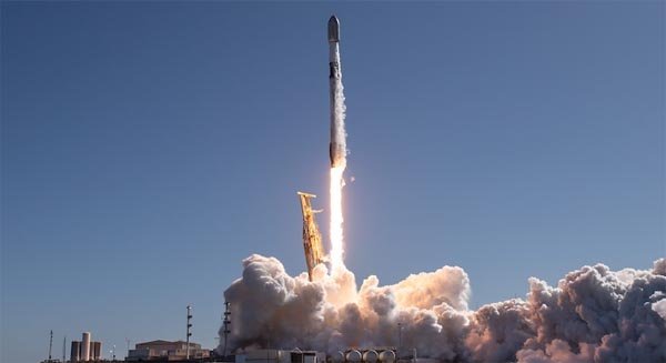 SpaceX launches 24 Starlink satellites into orbit