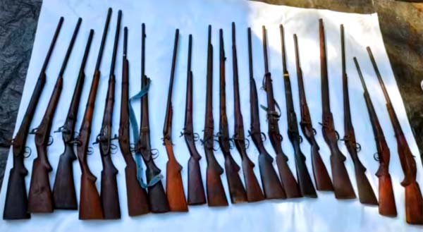 Maha: Gadchiroli villagers surrender 26 guns, 11 barrels under police civic drive