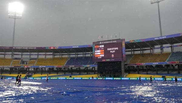 Rain washes out SL-Pak WWC match in Colombo